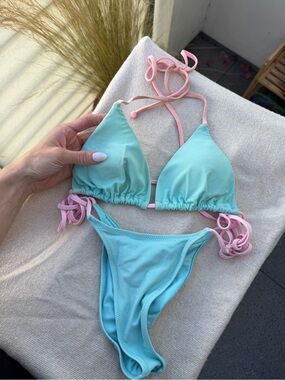 White Fox Boutique Two-Tone Triangle Bikini — Light Blue & Pink